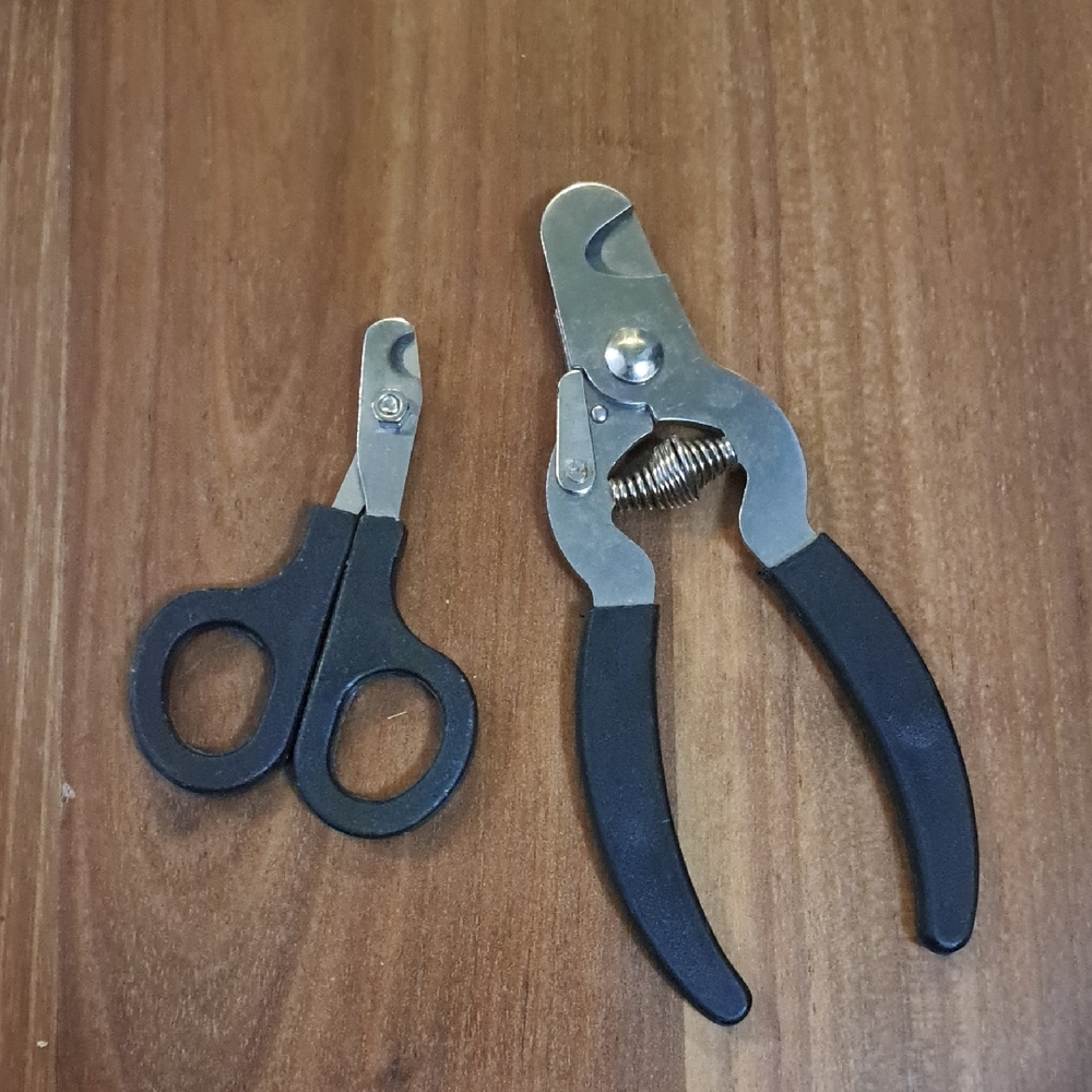 Black Pet Nail Clippers Duo With Length Gaurd